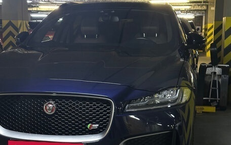 Jaguar F-Pace, 2016 год, 2 500 000 рублей, 6 фотография