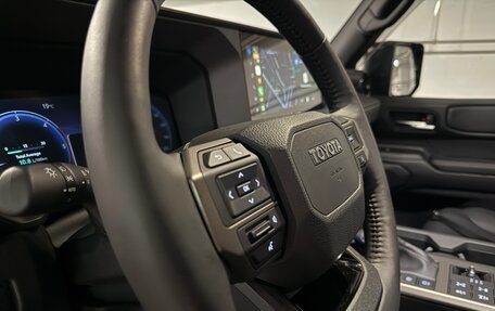 Toyota Land Cruiser Prado, 2024 год, 9 690 000 рублей, 26 фотография