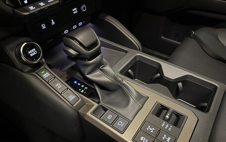 Toyota Land Cruiser Prado, 2024 год, 9 690 000 рублей, 24 фотография