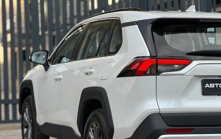 Toyota RAV4, 2025 год, 4 000 000 рублей, 22 фотография