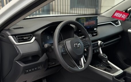 Toyota RAV4, 2025 год, 4 000 000 рублей, 29 фотография