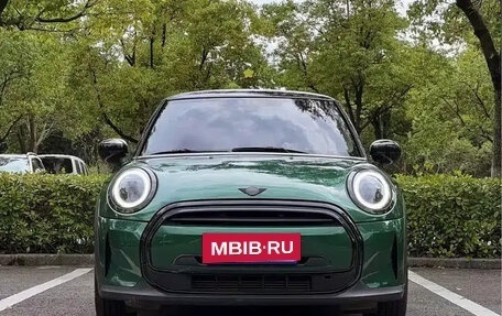 MINI Hatch, 2021 год, 2 480 000 рублей, 3 фотография