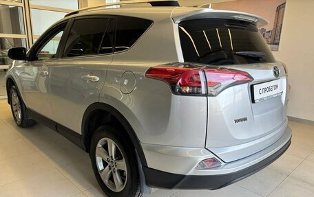 Toyota RAV4, 2015 год, 2 300 000 рублей, 5 фотография
