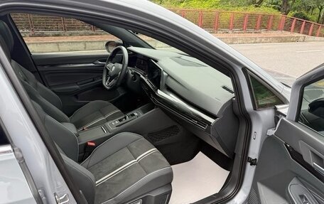 Volkswagen Golf VIII, 2021 год, 2 090 000 рублей, 14 фотография
