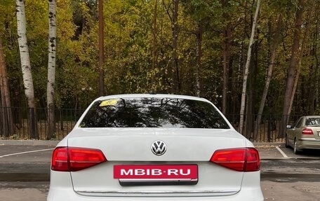 Volkswagen Jetta VI, 2016 год, 1 150 000 рублей, 2 фотография