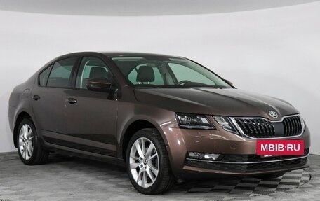 Skoda Octavia, 2018 год, 1 990 000 рублей, 3 фотография