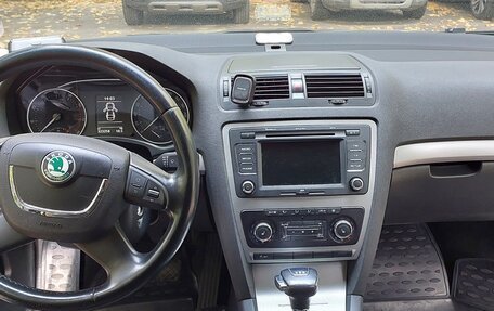 Skoda Octavia, 2011 год, 700 000 рублей, 5 фотография