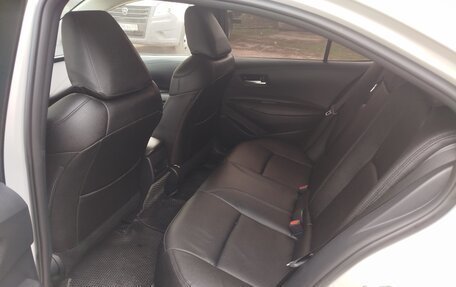 Toyota Corolla, 2022 год, 2 090 000 рублей, 7 фотография