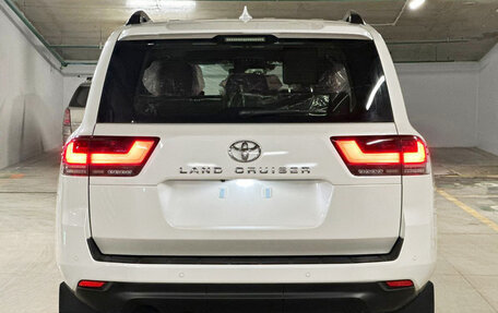 Toyota Land Cruiser, 2024 год, 13 990 000 рублей, 2 фотография