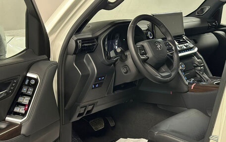 Toyota Land Cruiser, 2024 год, 13 990 000 рублей, 5 фотография