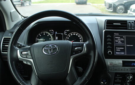 Toyota Land Cruiser Prado 150 рестайлинг 2, 2021 год, 5 753 000 рублей, 6 фотография