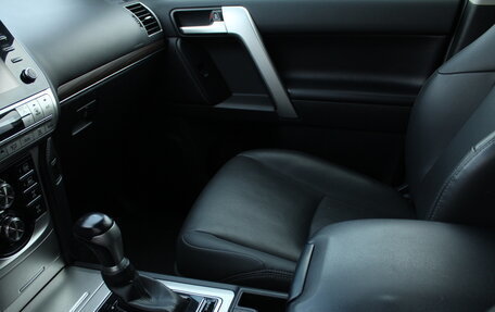 Toyota Land Cruiser Prado 150 рестайлинг 2, 2021 год, 5 753 000 рублей, 12 фотография