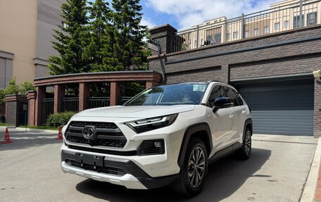 Toyota RAV4, 2025 год, 3 900 000 рублей, 1 фотография