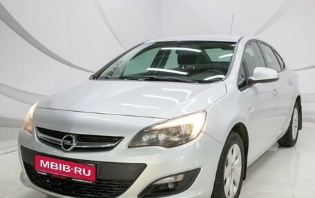 Opel Astra J, 2014 год, 830 000 рублей, 1 фотография