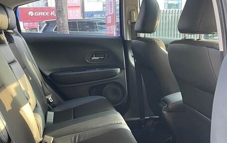 Honda Vezel, 2022 год, 1 710 000 рублей, 14 фотография