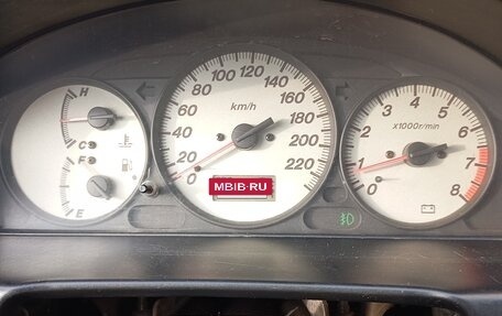 Mazda 323, 2003 год, 320 000 рублей, 4 фотография