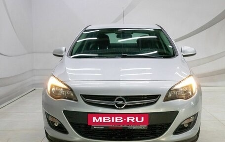 Opel Astra J, 2014 год, 830 000 рублей, 2 фотография