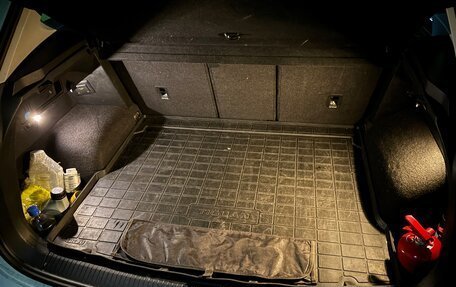 Volkswagen Tiguan II, 2018 год, 2 200 000 рублей, 7 фотография