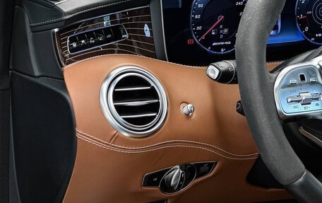 Mercedes-Benz S-Класс AMG, 2019 год, 15 000 000 рублей, 19 фотография