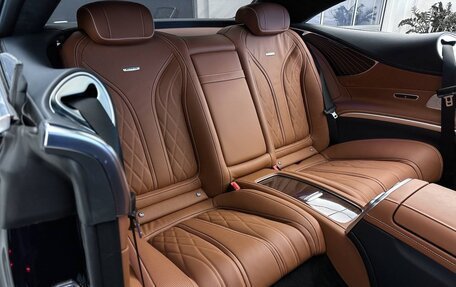 Mercedes-Benz S-Класс AMG, 2019 год, 15 000 000 рублей, 28 фотография