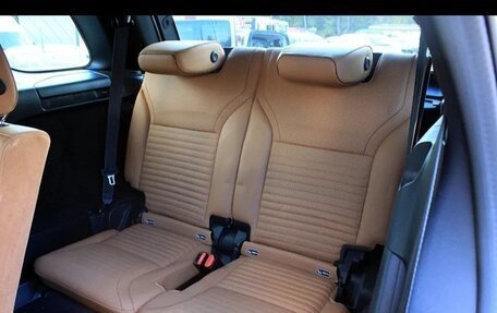 Land Rover Discovery IV, 2019 год, 4 800 000 рублей, 4 фотография