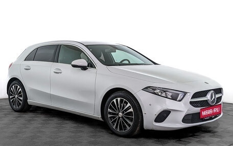 Mercedes-Benz A-Класс, 2019 год, 2 590 000 рублей, 3 фотография