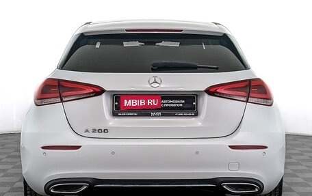 Mercedes-Benz A-Класс, 2019 год, 2 590 000 рублей, 6 фотография