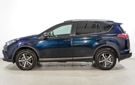 Toyota RAV4, 2018 год, 2 200 000 рублей, 8 фотография