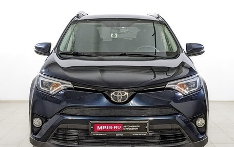 Toyota RAV4, 2018 год, 2 200 000 рублей, 2 фотография