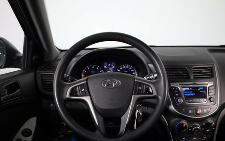 Hyundai Solaris II рестайлинг, 2016 год, 999 000 рублей, 10 фотография