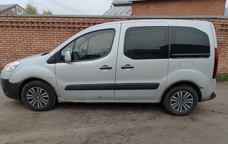 Peugeot Partner II рестайлинг 2, 2012 год, 550 000 рублей, 1 фотография