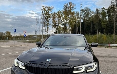 BMW 3 серия, 2020 год, 3 800 000 рублей, 1 фотография