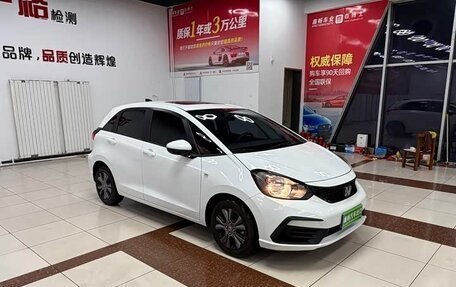 Honda Fit, 2022 год, 1 490 000 рублей, 3 фотография