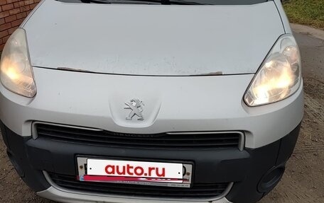 Peugeot Partner II рестайлинг 2, 2012 год, 550 000 рублей, 6 фотография