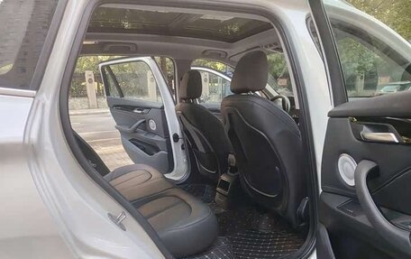 BMW X1, 2022 год, 2 400 000 рублей, 14 фотография