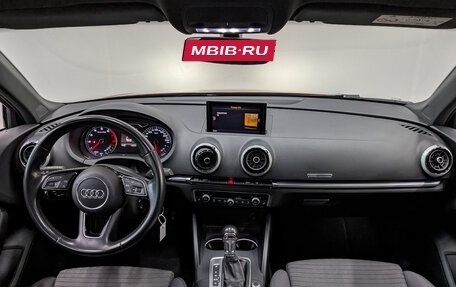 Audi A3, 2017 год, 1 800 000 рублей, 14 фотография