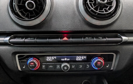 Audi A3, 2017 год, 1 800 000 рублей, 28 фотография