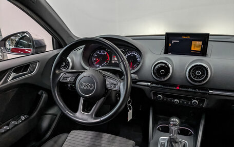 Audi A3, 2017 год, 1 800 000 рублей, 27 фотография