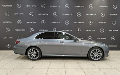Mercedes-Benz E-Класс, 2021 год, 5 750 000 рублей, 4 фотография