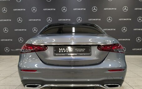 Mercedes-Benz E-Класс, 2021 год, 5 750 000 рублей, 6 фотография