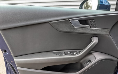 Audi A4, 2018 год, 2 100 000 рублей, 19 фотография