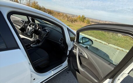 Opel Astra J, 2012 год, 890 000 рублей, 17 фотография