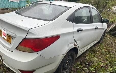 Hyundai Solaris II рестайлинг, 2014 год, 365 000 рублей, 4 фотография