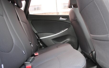 Hyundai Solaris II рестайлинг, 2012 год, 789 990 рублей, 15 фотография