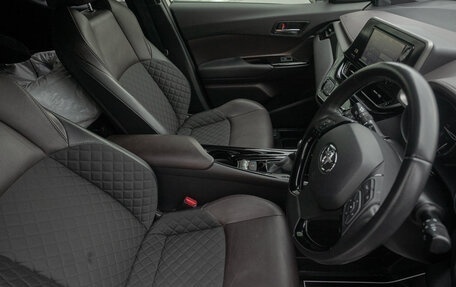Toyota C-HR I рестайлинг, 2018 год, 1 878 000 рублей, 10 фотография