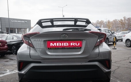 Toyota C-HR I рестайлинг, 2018 год, 1 878 000 рублей, 6 фотография