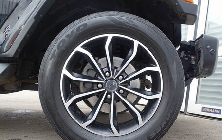 Jeep Wrangler, 2019 год, 3 090 000 рублей, 17 фотография