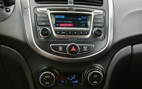 Hyundai Solaris II рестайлинг, 2016 год, 850 000 рублей, 18 фотография