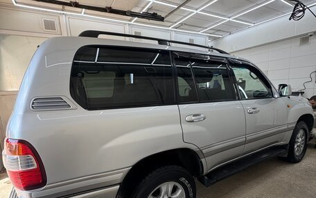 Toyota Land Cruiser 100 рестайлинг 2, 2007 год, 2 900 000 рублей, 2 фотография