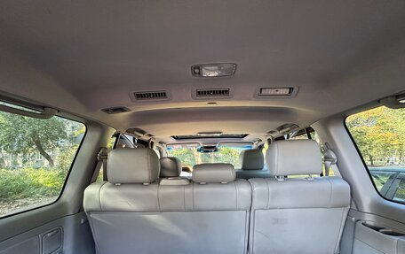 Toyota Land Cruiser 100 рестайлинг 2, 2007 год, 2 900 000 рублей, 7 фотография